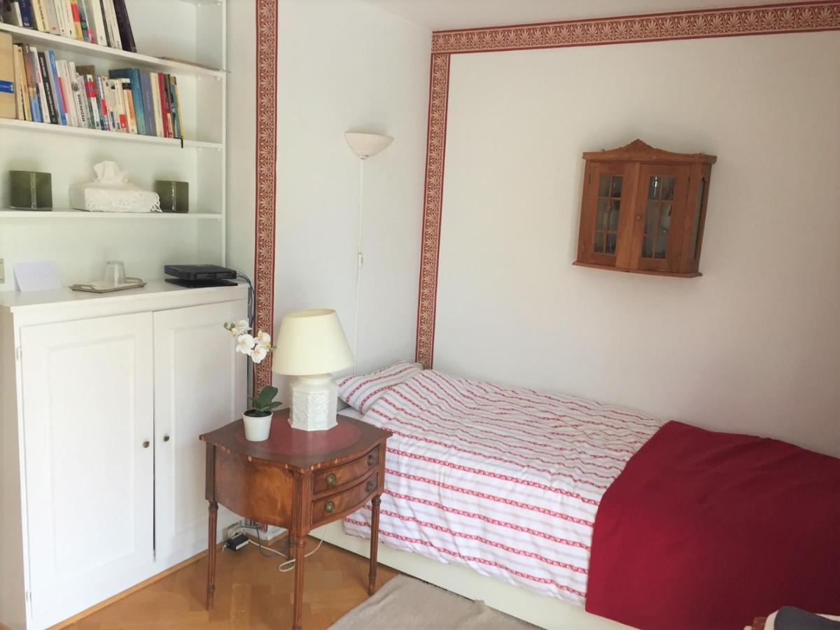 B&B Capitaine Piret Woluwe-Saint-Lambert Dış mekan fotoğraf